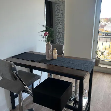 Juna Mit Tg Stellplatz *