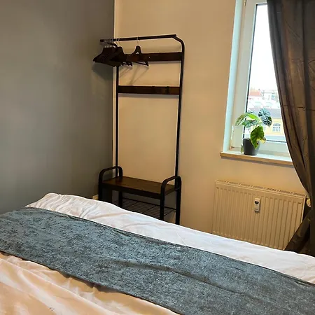 Juna Mit Tg Stellplatz Apartamento Leipzig