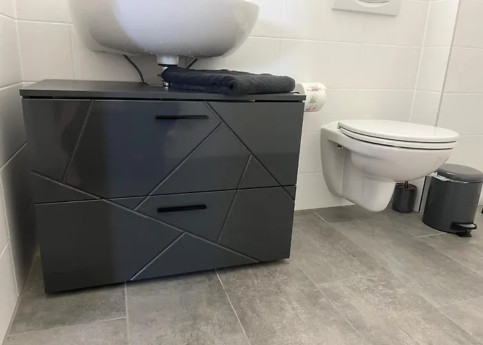 Juna Mit Tg Stellplatz Apartman