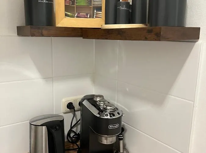 Juna Mit Tg Stellplatz *