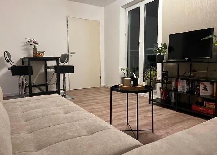 Juna Mit Tg Stellplatz